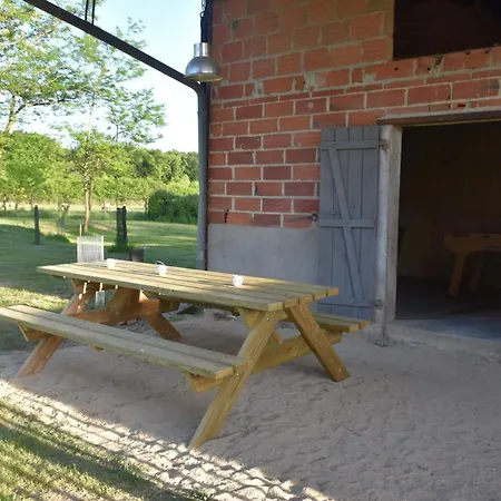 Ecologique Accueillant En Sologne Bourbonnaise, Animaux Acceptes, Parking - Fr-1-489-614 Thiel-sur-Acolin